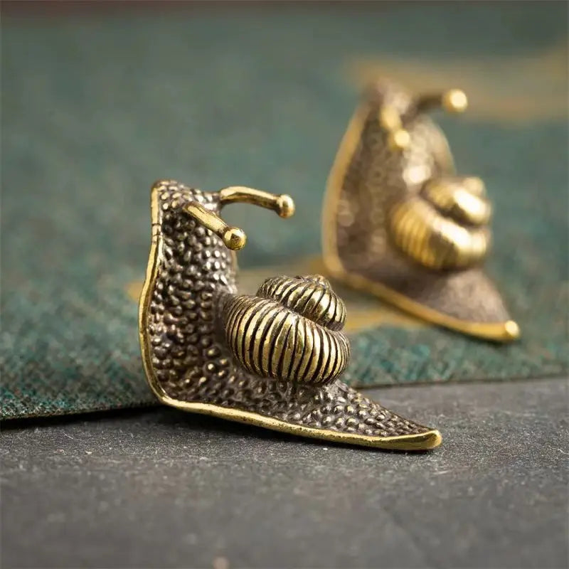 Solid Copper Snail Ornaments Brass Simulation Animal Figurines Tea Pet Miniatures Home Decorations Feng Shui Gift