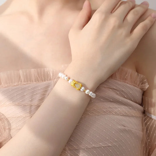 Natural Hetian Jade Animal Bracelet – Retro Elegance