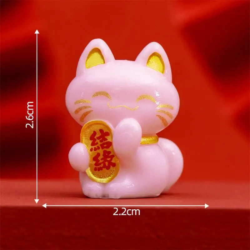 1/2PCS Lucky Feng Shui Cat Maneki Neko Fortune Cat Figurine Collectible Fortune Decor Ornaments Lucky Cat Mini Figure Collection