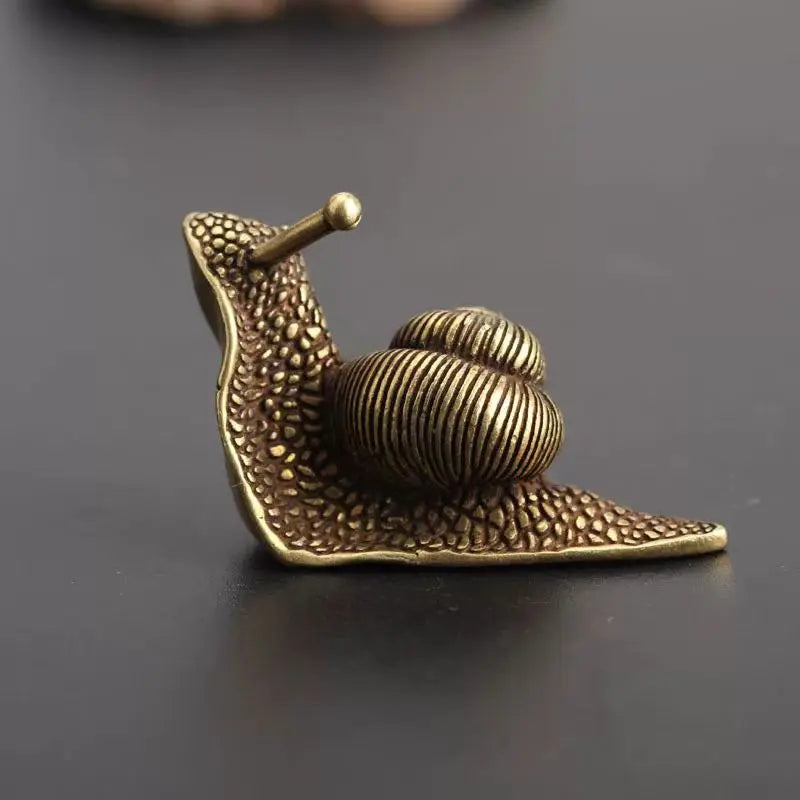 Solid Copper Snail Ornaments Brass Simulation Animal Figurines Tea Pet Miniatures Home Decorations Feng Shui Gift