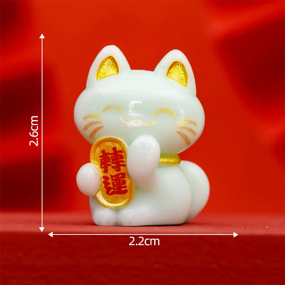 1/2PCS Lucky Feng Shui Cat Maneki Neko Fortune Cat Figurine Collectible Fortune Decor Ornaments Lucky Cat Mini Figure Collection