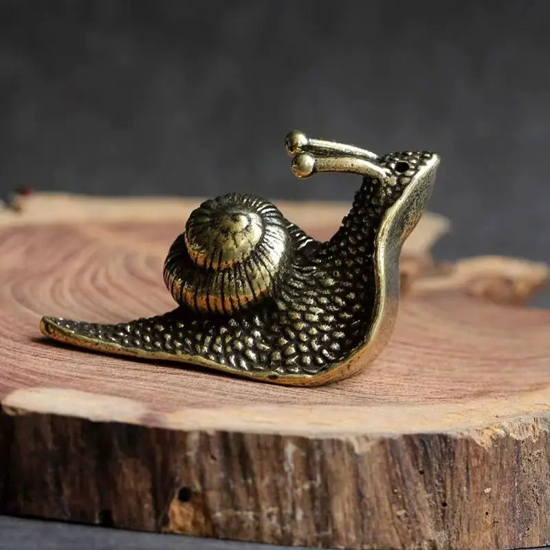 Solid Copper Snail Ornaments Brass Simulation Animal Figurines Tea Pet Miniatures Home Decorations Feng Shui Gift