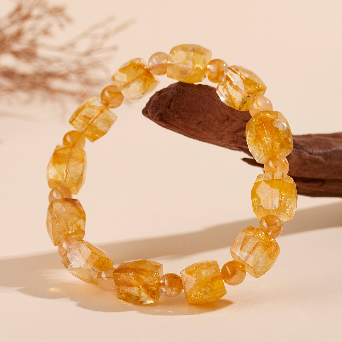 Natural Crystal Red Glue Flower Irregular Single Circle Bracelet - Energy Healing & Wealth Attraction