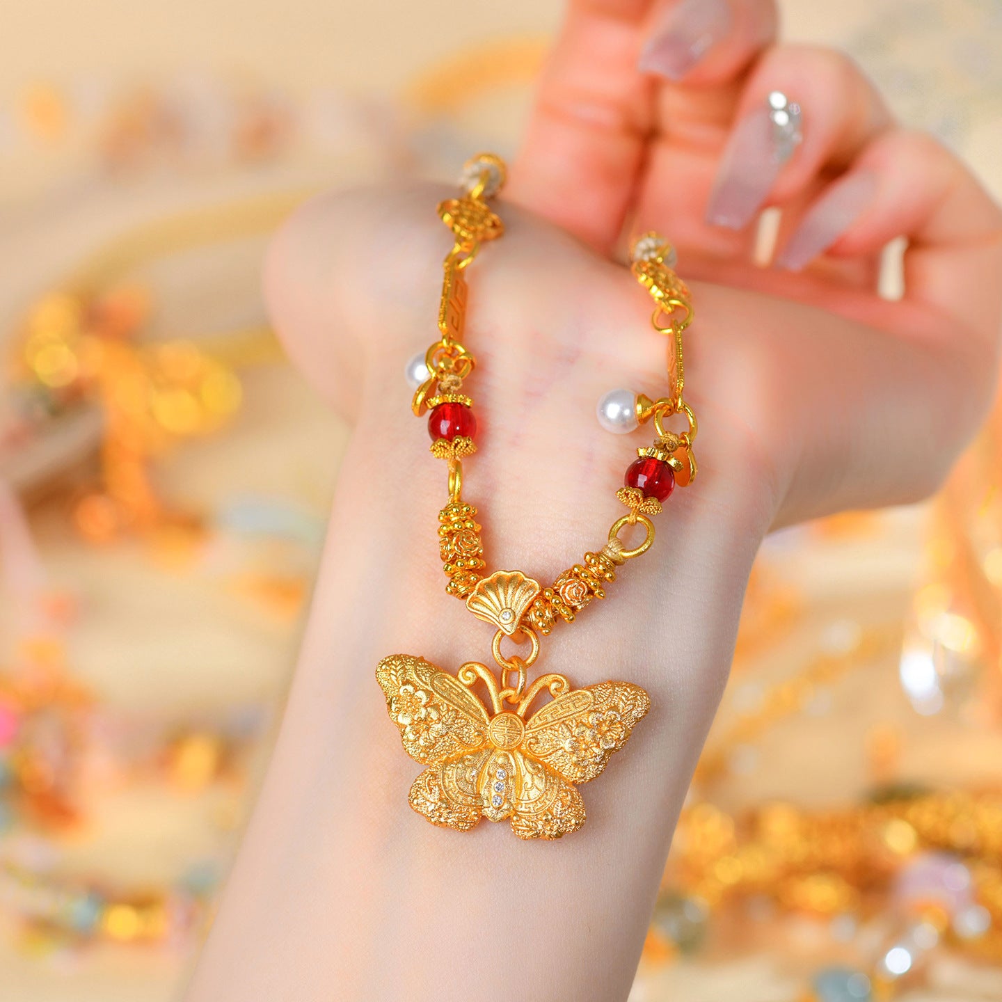 Golden Butterfly Pendant Necklace | Transformation Charm & Elegant Fashion Jewelry
