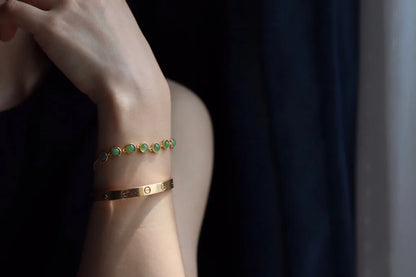 Retro Jade-Green Geometric Zircon Bracelet – Vintage Charm