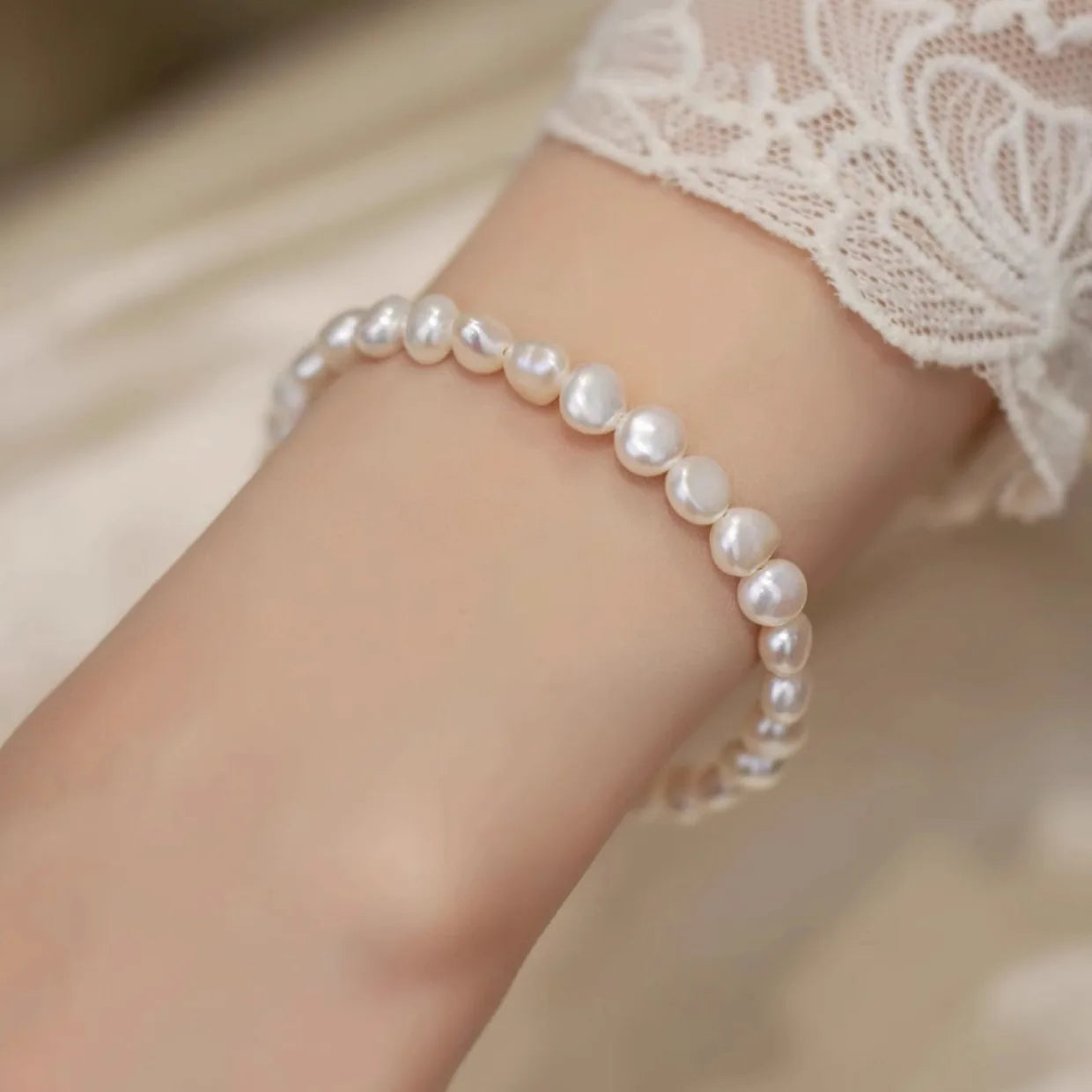 Natural Pearl & Hetian Jade Bracelet｜Wedding Feng Shui Charm