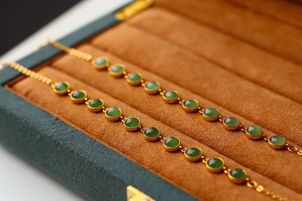 Retro Jade-Green Geometric Zircon Bracelet – Vintage Charm