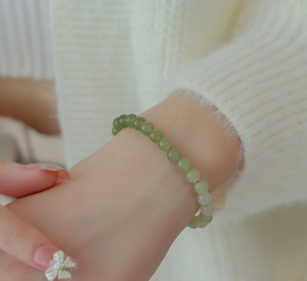 Green Crystal Leaf & Peanut Strand Bracelet, Vintage