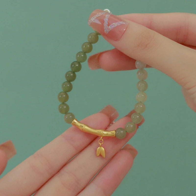 Green Crystal Leaf & Peanut Strand Bracelet, Vintage