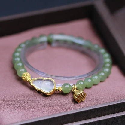 Hotan Green Jade Bracelet for Women｜Natural Lucky Bracelet
