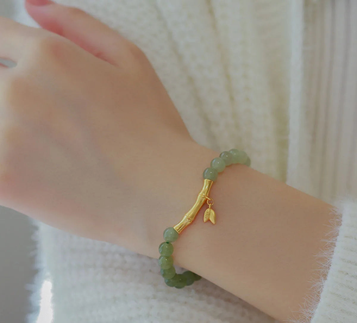 Green Crystal Leaf & Peanut Strand Bracelet, Vintage