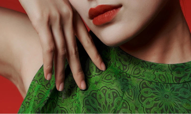 Hand-Carved Natural Jade Emerald Adjustable Bangle – Ethnic Tibetan Silver