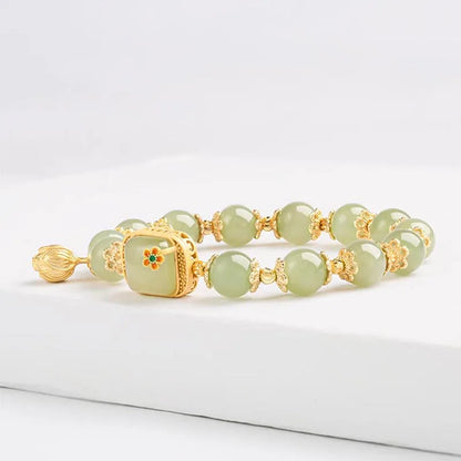 Vintage Luxe Imitation Hetian Jade Moon Beaded Bracelet