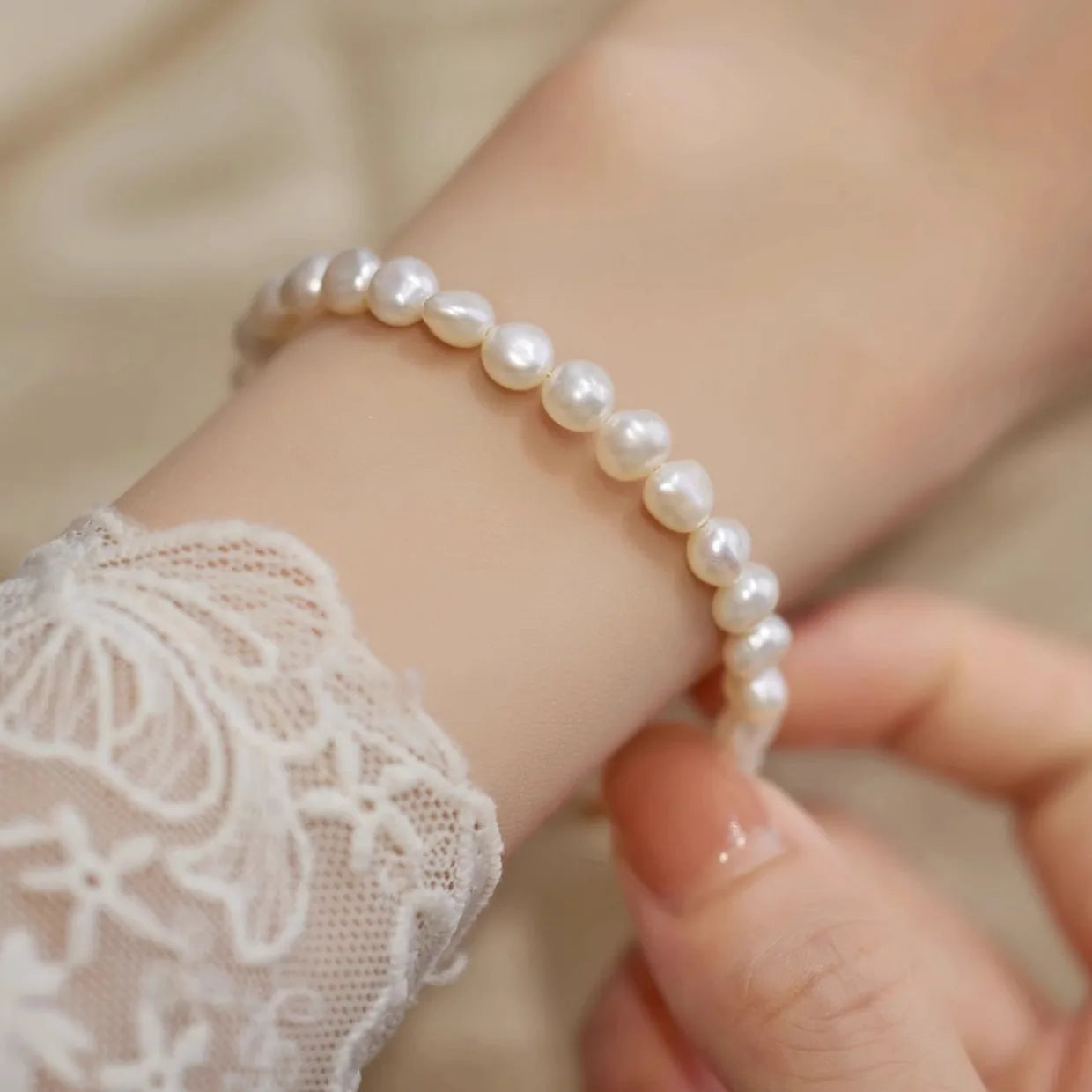 Natural Pearl & Hetian Jade Bracelet｜Wedding Feng Shui Charm
