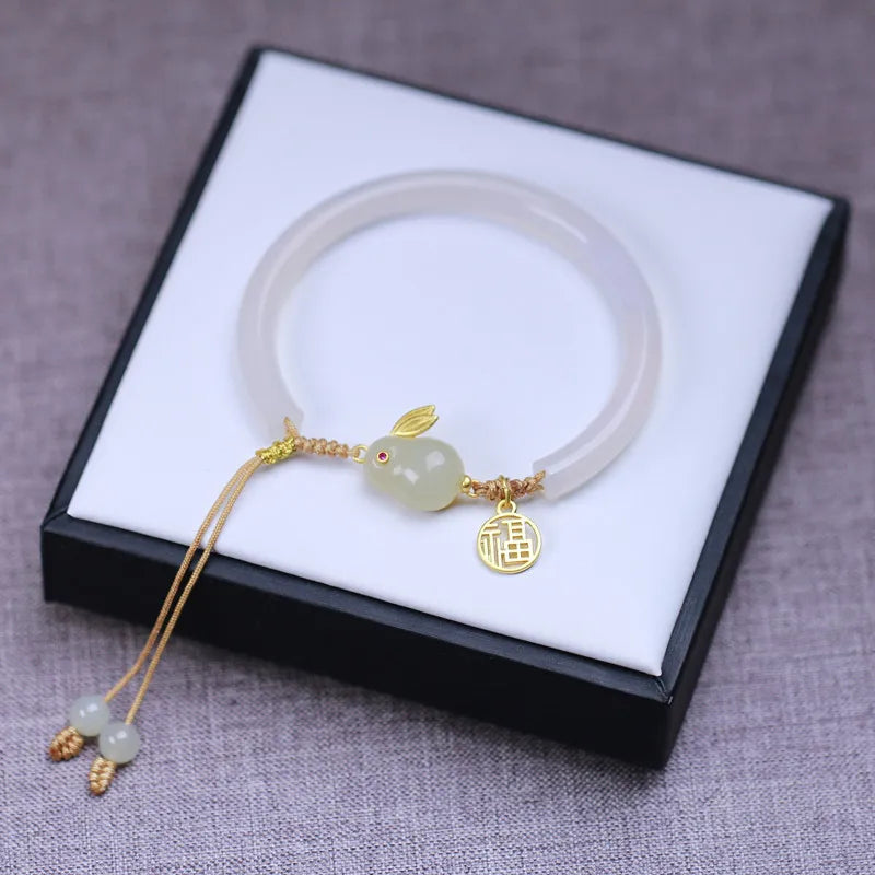 Vintage Luxe Imitation Hetian Jade Moon Beaded Bracelet