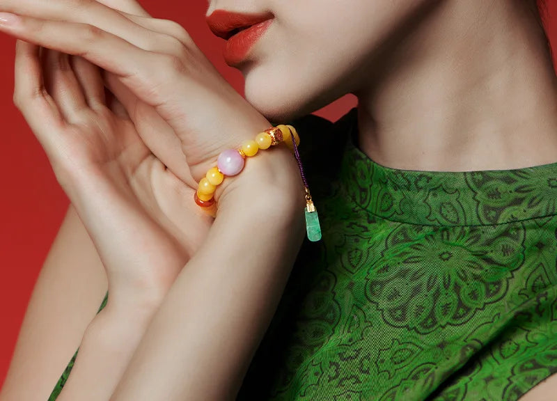 8mm Amber Hetian Jade Bell Bracelet｜Feng Shui Elegance