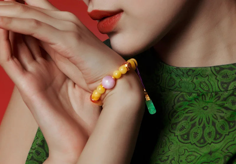 8mm Amber Hetian Jade Bell Bracelet｜Feng Shui Elegance