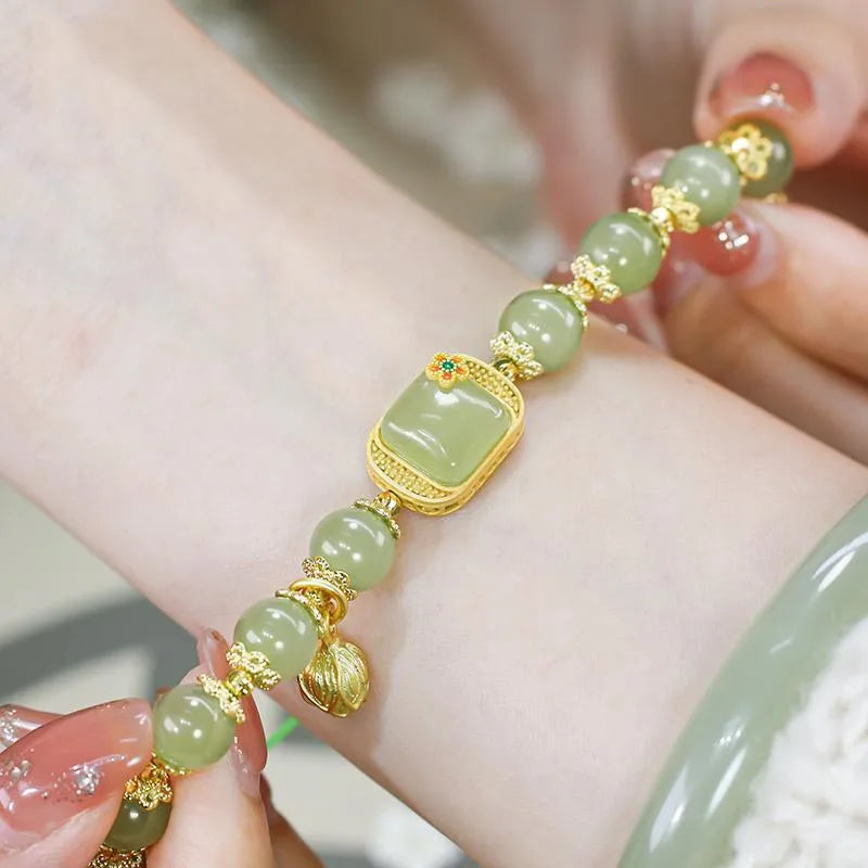 Natural Hetian Jade Bracelet – Elegant Vintage Wedding Gift