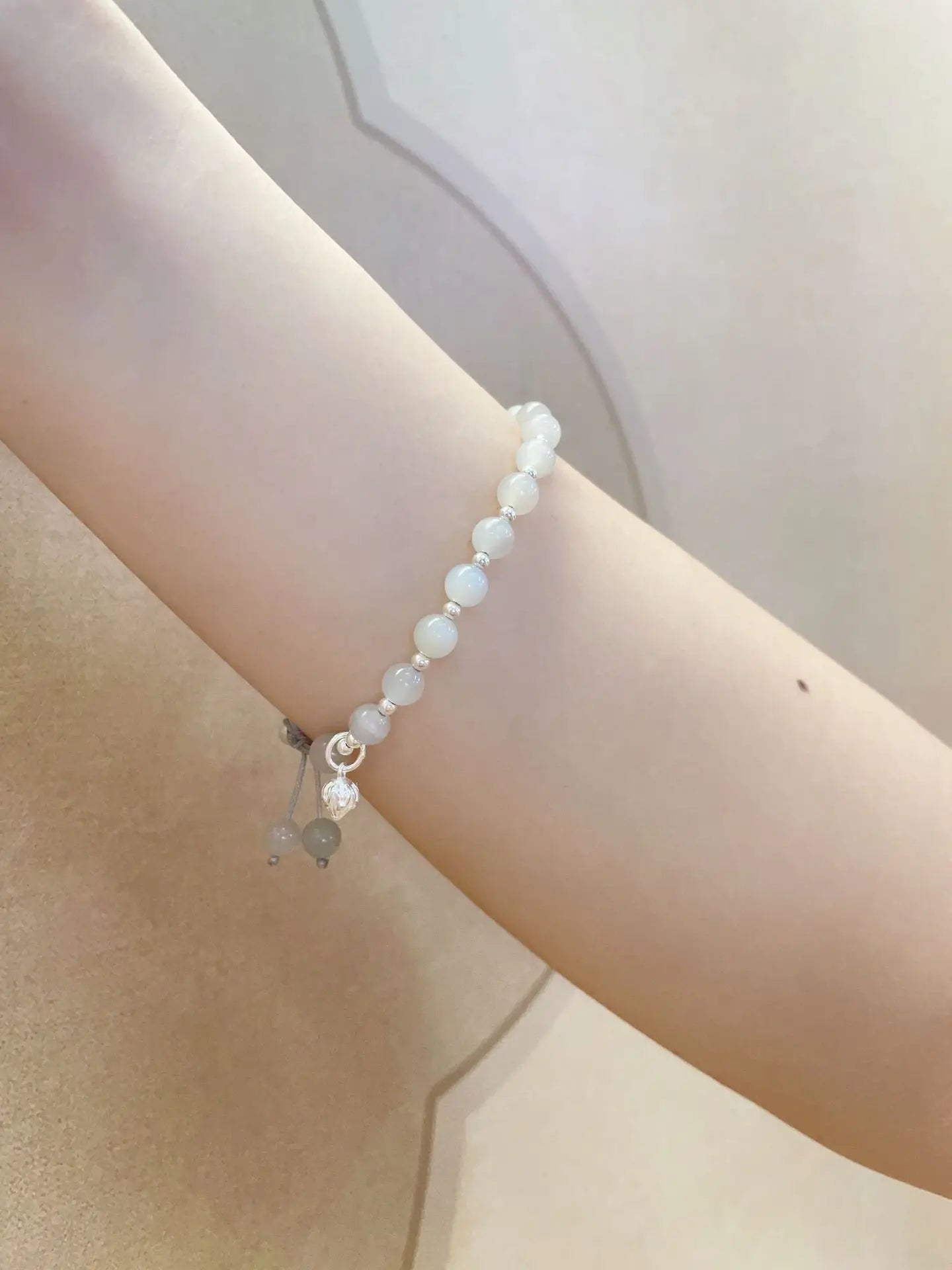 Green Hetian Jade Lotus Beaded Bracelet — Lotus Pendant