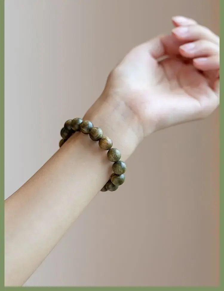Green Sandalwood Lotus Cinnabar Bracelet — Wealth & Blessing