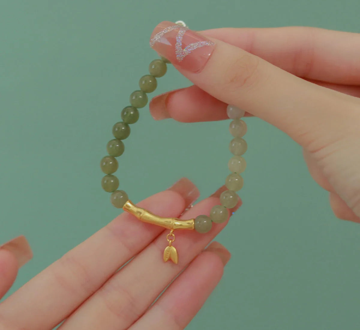 Green Crystal Leaf & Peanut Strand Bracelet, Vintage