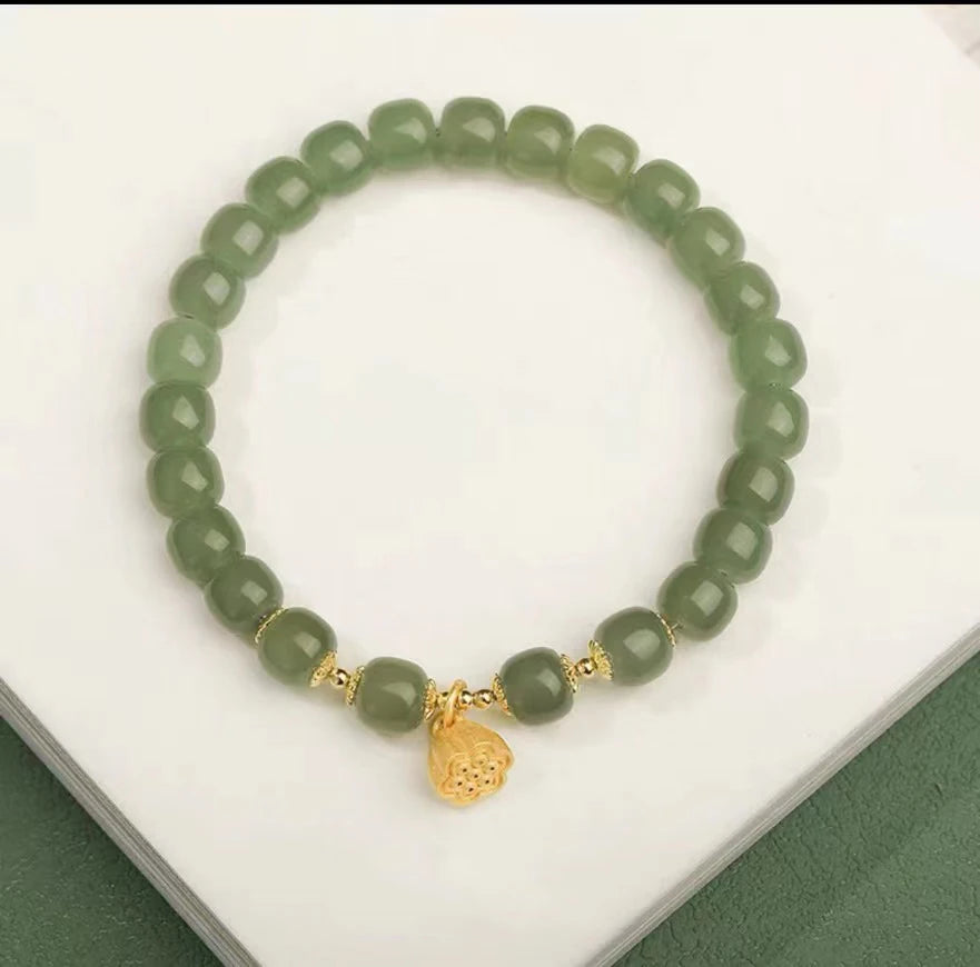 White Hotan Jade 6mm Bracelet｜Lotus Nephrite Lucky Amulet