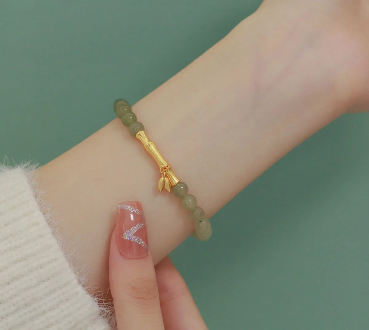 Green Crystal Leaf & Peanut Strand Bracelet, Vintage