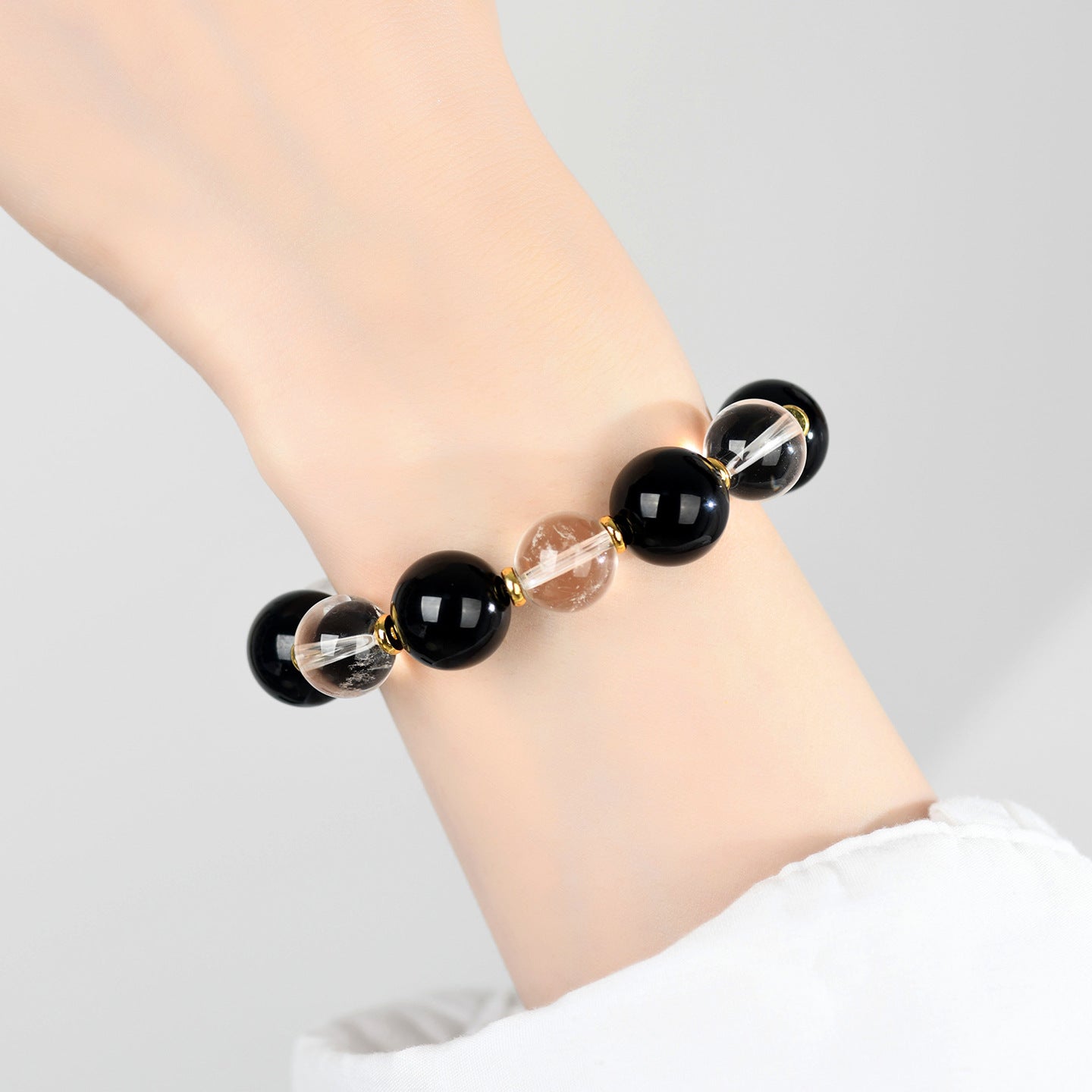 Natural White Crystal and Black Obsidian Single Circle Bracelet - Unisex Spiritual Protection Jewelry