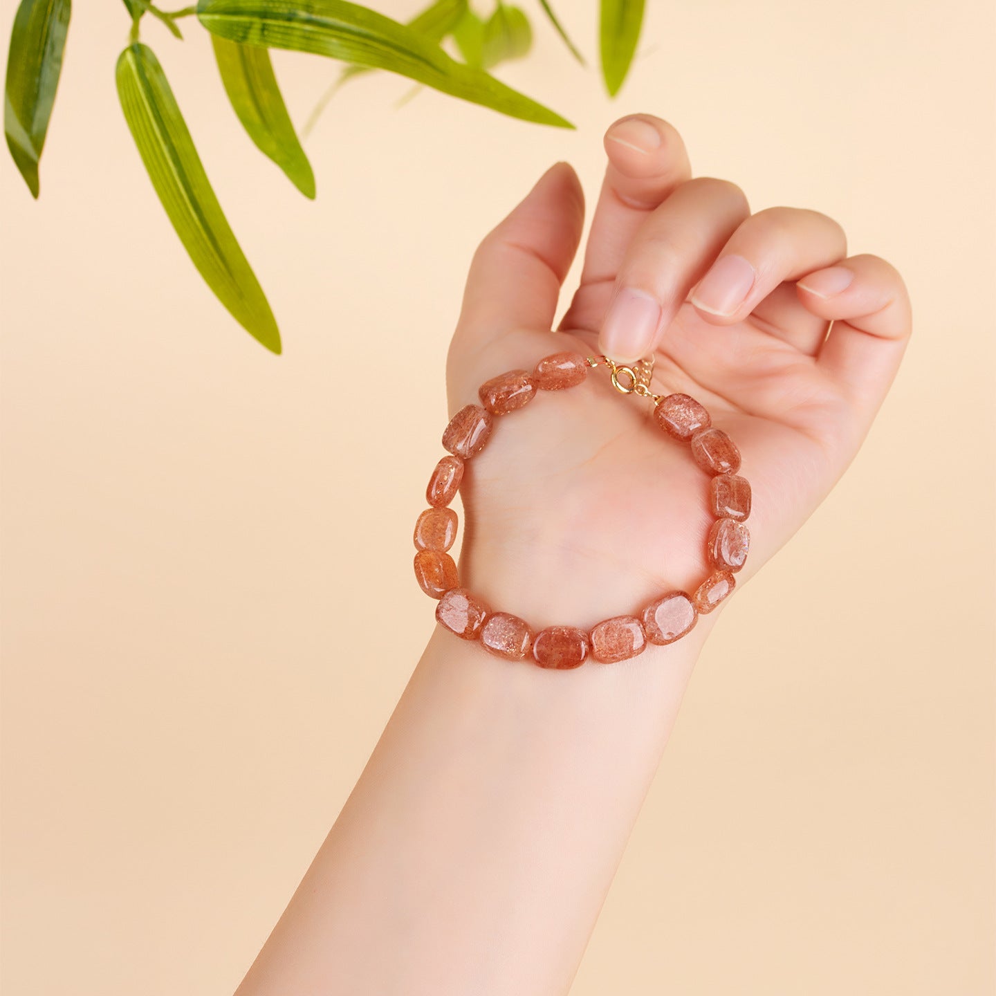 Natural Crystal Strawberry Bracelet | Adjustable Feng Shui Charm for Women's Luck